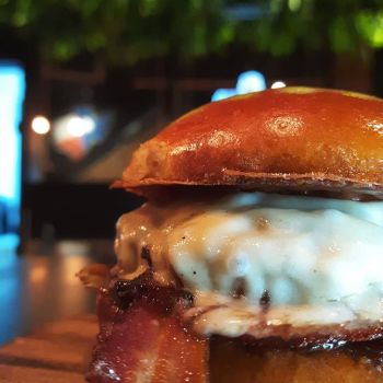 Foto Box Smoker Barbecue