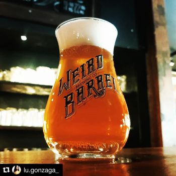 Foto Weird Barrel Brewing Co