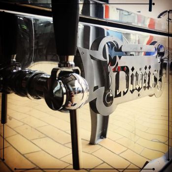 Foto Divus Cerveja Artesanal