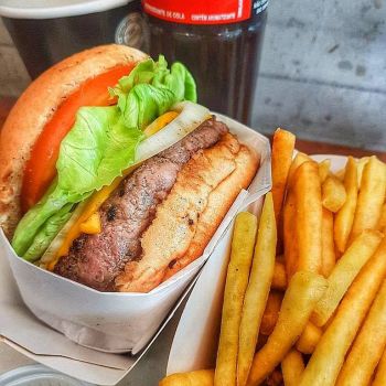 Foto Pão com Carne Hamburgueria